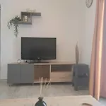 Little John's 아파트